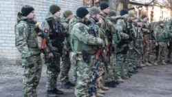 Не боїться і мінного поля: як мільярдер Говард Баффет документує російські злочини в Україні. Відео