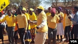 Abanye abahambe emhlanganweni weCCC Esibomvu