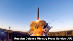 Архівний відеокадр з відео Міноборони Росії 9 грудня 2020 року: запуск ракети в рамках випробування міжконтинентальної ракети в Росії 