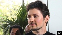 Telegram联合创始人帕维尔·杜罗夫(Pavel Durov)在印度尼西亚雅加达出席活动。(资料照片：2017年8月1日)