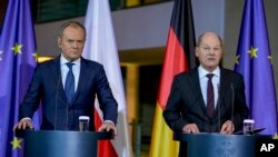 Прем’єр-міністр Польщі Дональд Туск та канцлер Німеччини Олаф Шольц, Берлін, 12 лютого