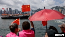 2024年7月1日在香港庆祝主权交接27周年的人群。