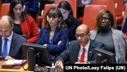 Заступник постійного представника США при ООН Роберт Вуд: Росія "вдає занепокоєння щодо українського цивільного населення на окупованих територіях", російські війська продовжують завдавати страждань українським цивільним.