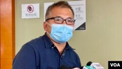 香港记者协会主席 陈朗升 表示，遗憾因各样原因未敢大肆庆祝记协成立55周年，甚至为会员人数下跌、香港新闻自由前境等困难而忧心忡忡。 (美国之音/汤惠芸) 