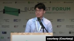 资料照：英国港侨协会创办人郑文杰
