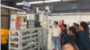 明新科技大学机械系老师赖国铭正对葛兰等同学上课 (美国之音/林柏宏)