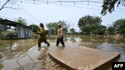 资料照片：中国广东省清远地区的部分村镇出现洪水。(2024年4月24日)
