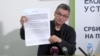 Aleksandar Jovanović, lider Ekološkog ustanka i poslanik sa liste "Srbija protiv nasilja", govori o ugovoru između Vlade Srbije i bivšeg predsednika SAD Donalda Trampa o ustupanju zgrade Generalštaba Srbije, na konferenciji za novinare u Beogradu, 13. marta 2024. (Foto: FoNet)