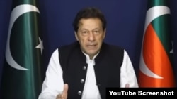 2023年5月13日，巴基斯坦前总理伊姆兰·汗在YouTube上发表讲话（Imran Khan的YouTube视频截图）