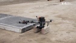 У Києві запрацював центр підготовки операторів FPV-дронів. Відео