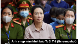Bà Trương Mỹ Lan trong phiên tòa giai đoạn 1 về hành vi rút ruột ngân hàng SCB