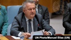 Велику увагу у виступі український посол Сергій Кислиця приділив майбутньому Саміту миру, який пройде у Швейцарії у середині червня