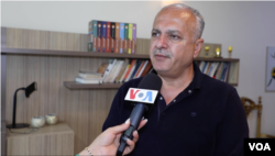کەمال ڕەئوف، چاودێری سیاسی