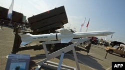 Ракета Aspide 2000 під час виставки Eurosatory, Франція, 17 червня 2002. JACK GUEZ/AFP