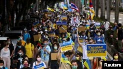 3月12日，台北民众走上街头集会抗议俄罗斯入侵乌克兰。- 资料照