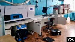 На фото: Українська ядерна лабораторія "Екоцентр" у Чорнобилі після російської окупації, 5 квітня 2022 року (Фото: Євген Крамаренко)