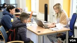 "Гаряча лінія" у Варшаві - ініціатива польської організації “Український дім”