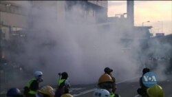 Десятки тисяч протестувальників в неділю знову вийшли на вулиці Гонконгу. Відео