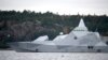На архівному фото: шведський корвет HMS Visby під час пошуків підозрюваного іноземного судна біля узбережжя Швеції на тлі повідомлень про зростання напруженості у стосунках з Росією після вторгнення її сил в Україну, жовтень 2014 р. AP Photo/TT News Agency, Fredrik Sandberg