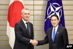日本首相岸田文雄2023年1月31日与到访的北约秘书长延斯·斯托尔滕贝格（Jens Stoltenberg）会谈。