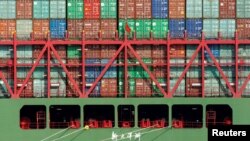 中国大量货柜抵达美国洛杉矶港（路透社资料照）
