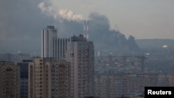 Наслідки удару РФ у Києві, 10 жовтня 2022. REUTERS/Yaroslav Debelyi
