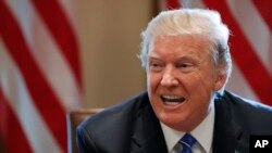 Tổng thống Donald Trump hôm thứ Tư 11/10 bác bỏ "tin thất thiệt" của đài truyền hình NBC News nói ông gợi ý tăng kho vũ khí hạt nhân của Mỹ.