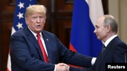 Президенти США і Росії на зустрічі у Гельсінкі 
