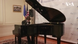 Як волонтери та посольство України у США об'єдналися, щоб вшанувати героїв Небесної сотні. Відео