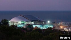 Toàn cảnh Vận động trường Fisht ở Sochi trong buổi bình minh 