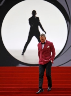 资料照：英国演员丹尼尔·克雷格（Daniel Craig）出席影片《007：无暇赴死》的首映式。（2021年9月28日）