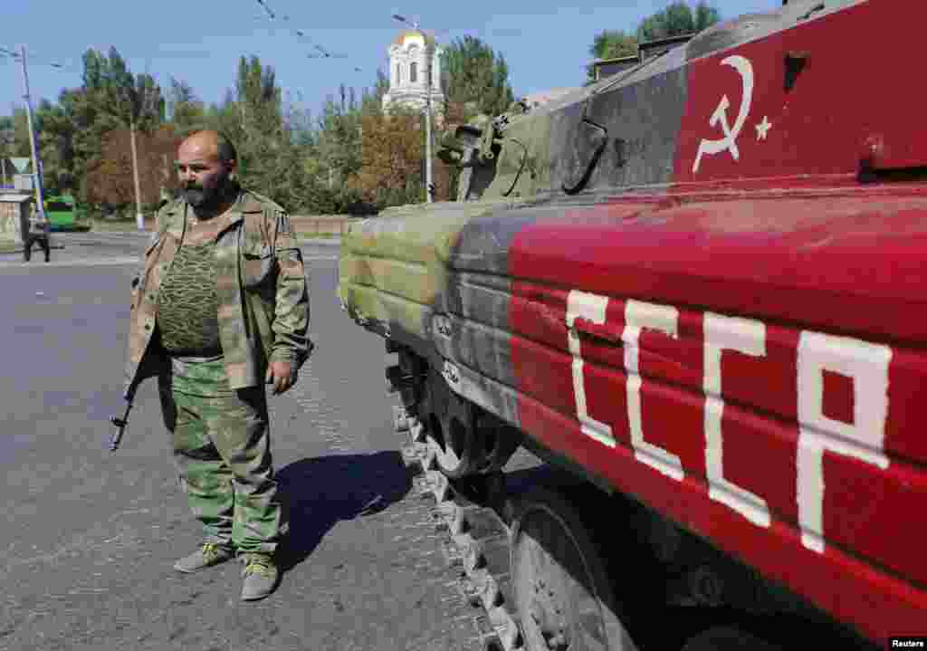 Сепаратисти у Донецьку.