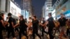 香港亲民主议员对政府禁蒙面法提出司法上诉