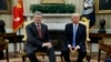 Україна опиняється в епіцентрі політичного скандалу у США