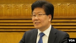 新疆自治区党委书记张春贤称 已抓获境外返疆ISIS极端分子（美国之音东方拍摄）