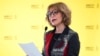 国际特赦组织秘书长艾格尼丝·卡拉马德 (Agnes Callamard) 在伦敦举行的记者会上讲话。（2024年4月23日）