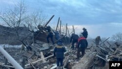 乌克兰顿涅茨克地区的波克罗夫斯克市遭到俄罗斯的导弹攻击，（2024年1月6日）