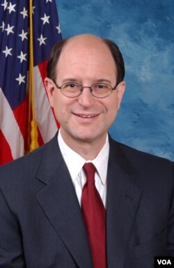 美国国会众议院外交委员会成员，民主党众议员舍尔曼 (国会照片)
