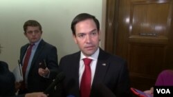 美国国会共和党籍参议员鲁比奥在国会山接受媒体采访。(2019年6月13日)