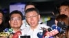 台北市长柯文哲在桃园机场接受媒体采访，他即将乘机前往上海，参加台北-上海双城论坛。（台北市政府提供，2019年7月3日）