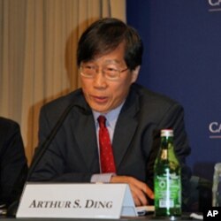 台湾政治大学国际关系研究中心研究员丁树范