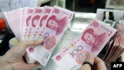 Thặng dư mậu dịch của Trung Quốc giảm mạnh