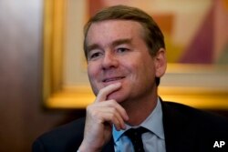 科罗拉多州民主党参议员贝内特
