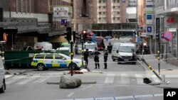 Неподалік місця терористичної атаки в Стокгольмі
