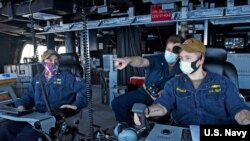 美国太平洋舰队“蒙哥马利”号（USS Montgomery）濒海战斗舰5月7日在南中国海巡逻（美国海军照片）。