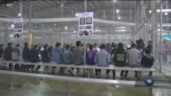 Адміністрацію Трампа звинувачують у загостренні гуманітарної кризи на кордоні з Мексикою і смерті шести дітей-мігрантів. Відео