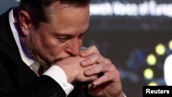 “SpaceX, ймовірно, заблокував послуги широкосмугового Інтернету на Тайвані та навколо нього”, — пише у листі конгресмен Майк Галлагер. Фото: Reuters/Lukasz Glowala 