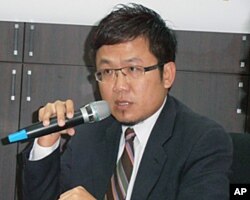新台湾国策智库研究员刘世忠