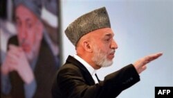 Tổng thống Afghanistan Hamid Karzai loan báo danh sách 70 thành viên Thượng Hội đồng Hòa bình