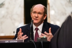 资料照：美国会民主党籍联邦参议员克里斯.库恩斯（Senator Chris Coons)